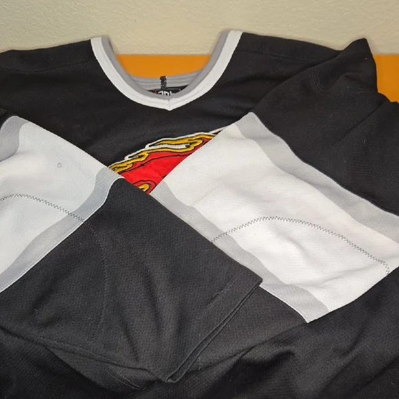 Giant Tag Black XL Metallica 1996 Hockey Jersey with Push Head Flaming Skull - Picture 6 of 8